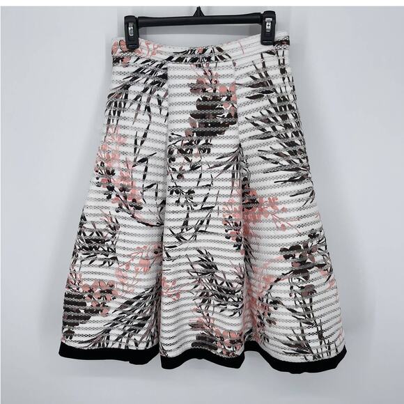 Le Chateau VINTAGE Skirt Womens Sz 6 White Pink Floral A-Line Lined Perforated - Picture 1 of 10